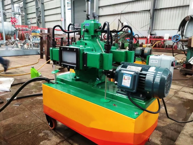 4DY型標(biāo)準(zhǔn)電動(dòng)試壓泵圖片1